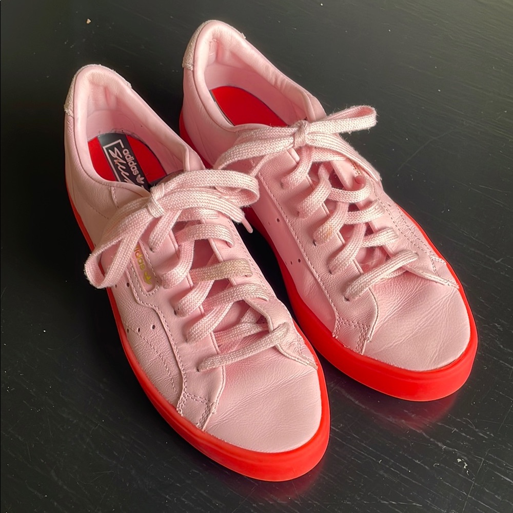 Adidas Sneakers